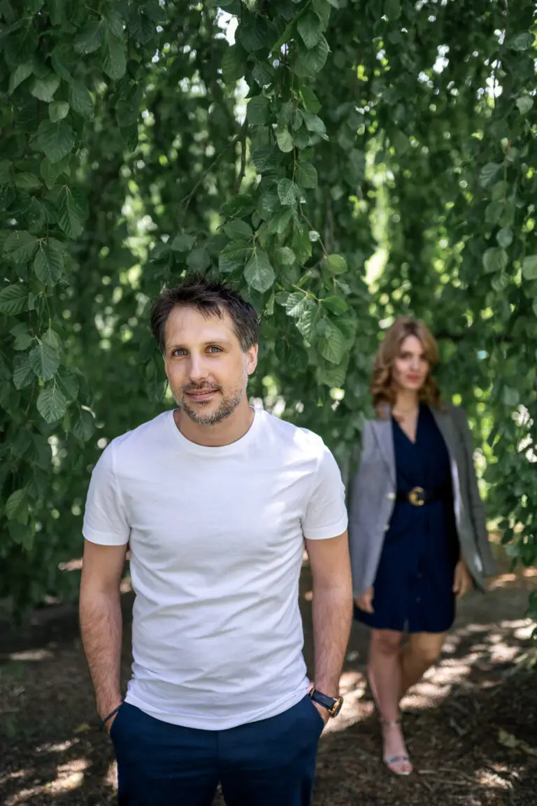 seance-engagement-mariage-intime-lille-studio-aurae-documenter-evenement-2