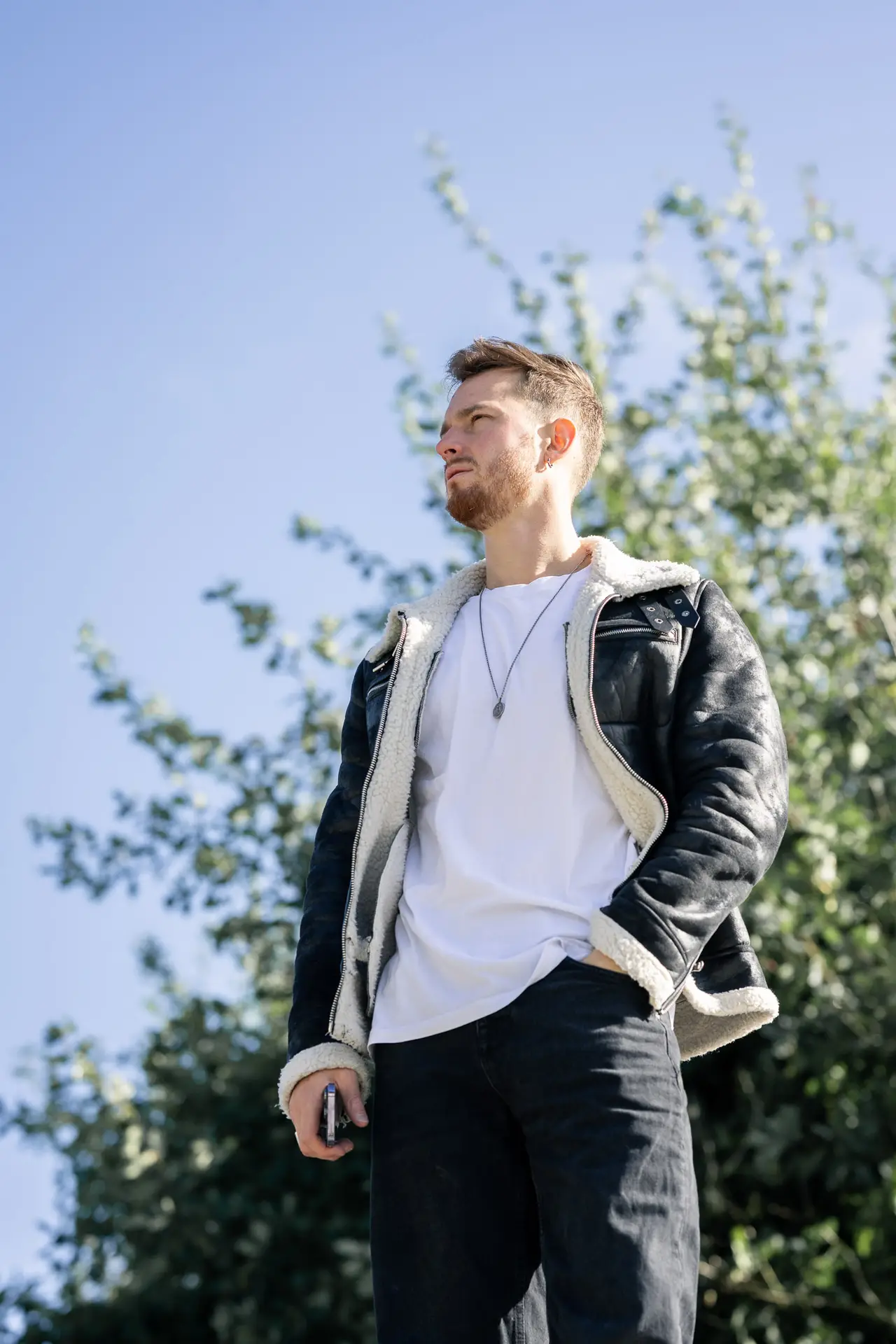 seance-photo-individuelle-homme-lille-studio-aurae-exterieur